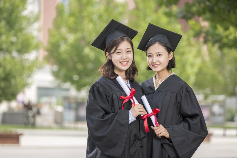 婚姻谈钱如何不伤感情，守住双方的‬幸福和财产